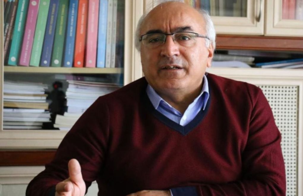 Öztürk Türkdoğan portresi